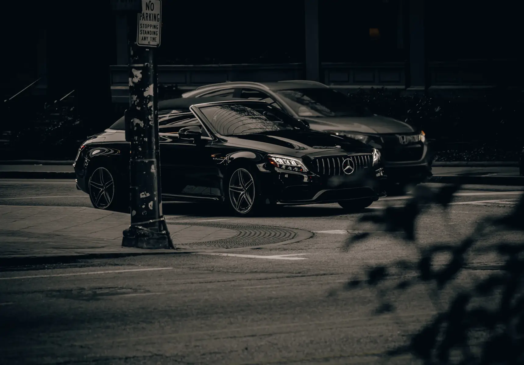 Mercedes-Benz noires
