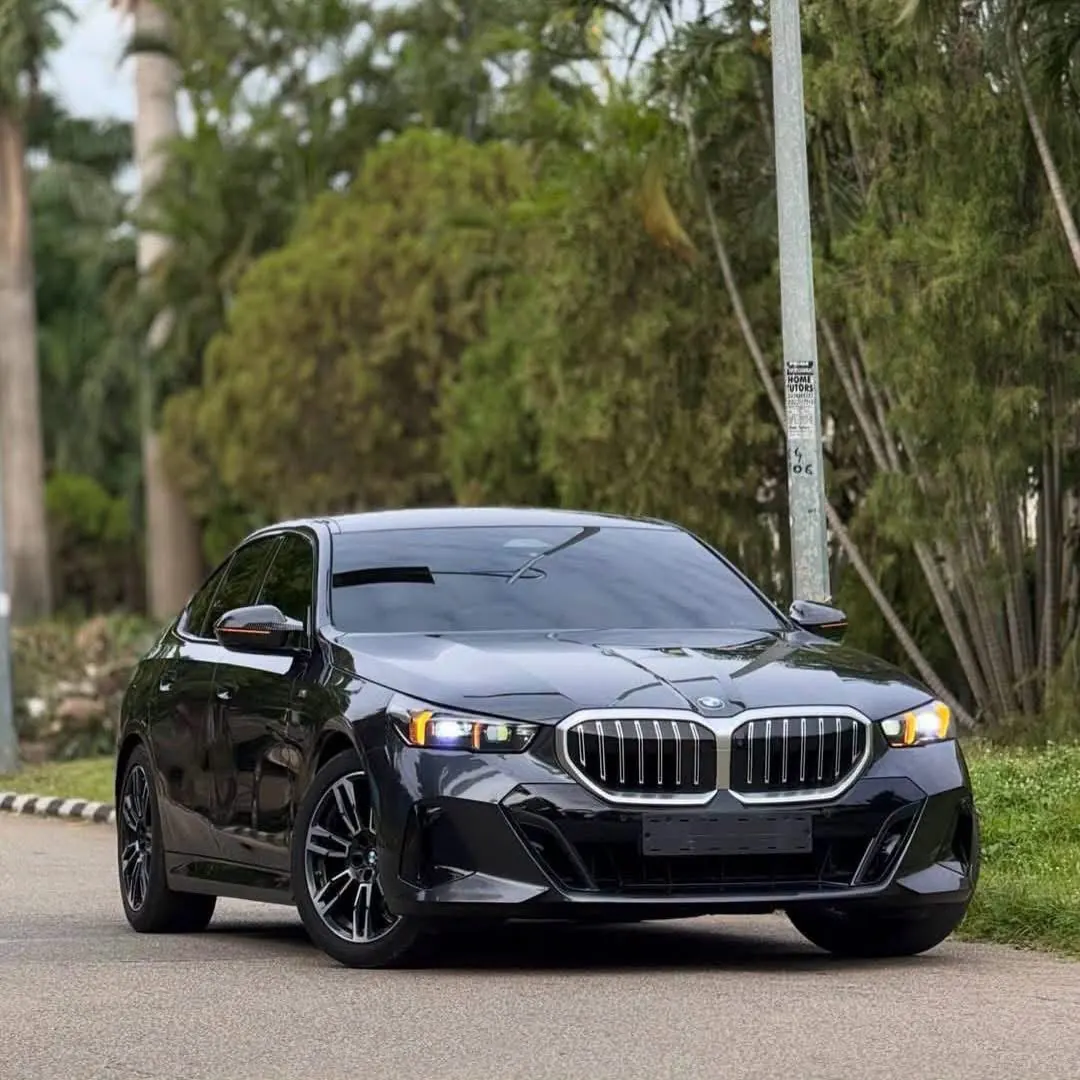 BMW noire